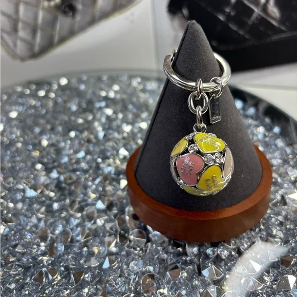 Coach 3D Poppy Bag Multi Heart Sphere Pave Crystal Keychain Keyring Charm NWOT - Picture 9 of 10